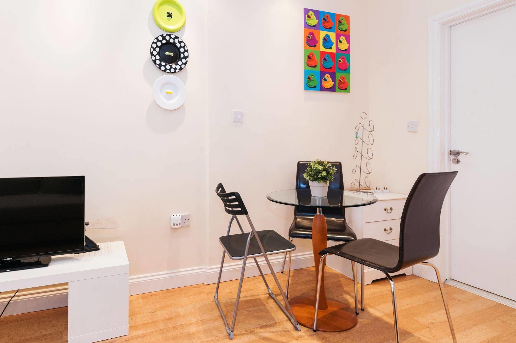 Kings Cross Apartment Londra Esterno foto